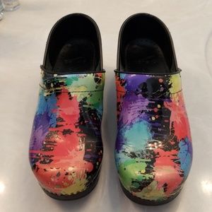 DANSKO paint splatter